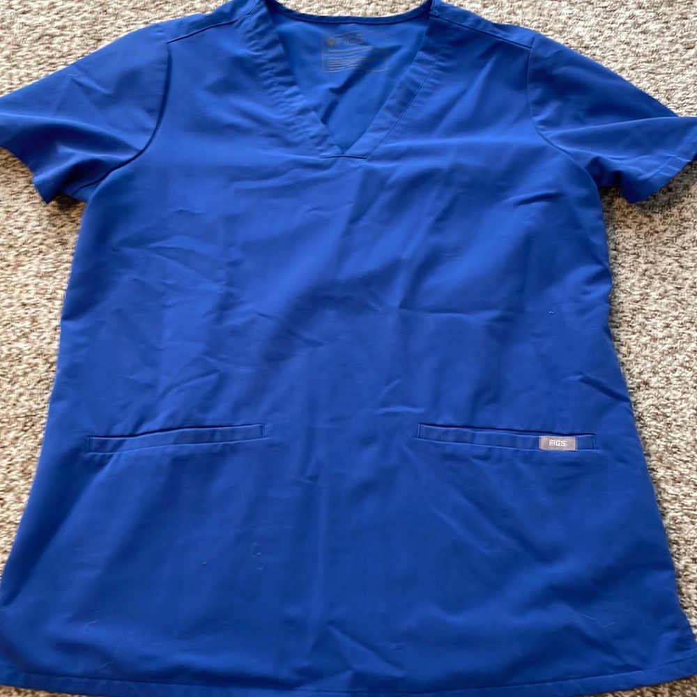 Figs Scrub top